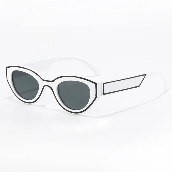 Lunettes élégantes pour un style raffiné | Monture design inspirée de la nuit | Lunettes de vue tendance et sophistiquées | Élégance intemporelle en lunettes de luxe | Monture légère et confortable au quotidien | Lunettes haut de gamme pour un look chic | Accessoire de mode élégant et mystérieux | Monture durable alliant style et confort | Lunettes modernes au charme nocturne | Élégance et mystère avec L’Éclat Nocturne